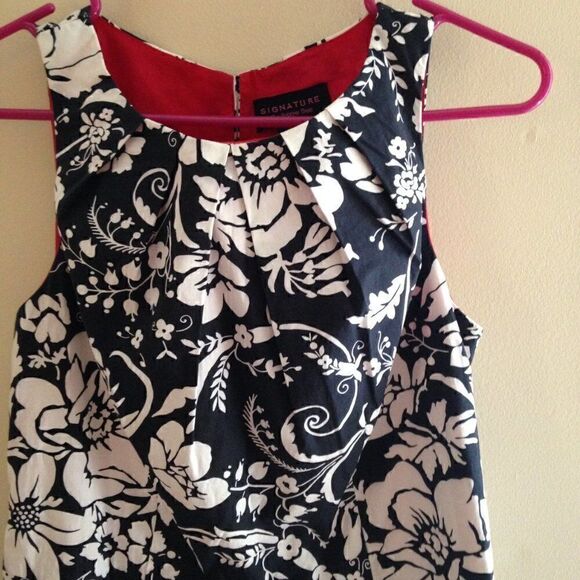Signature by Robbie Bee Black Floral Dress Size 8 - Picture 2 of 5